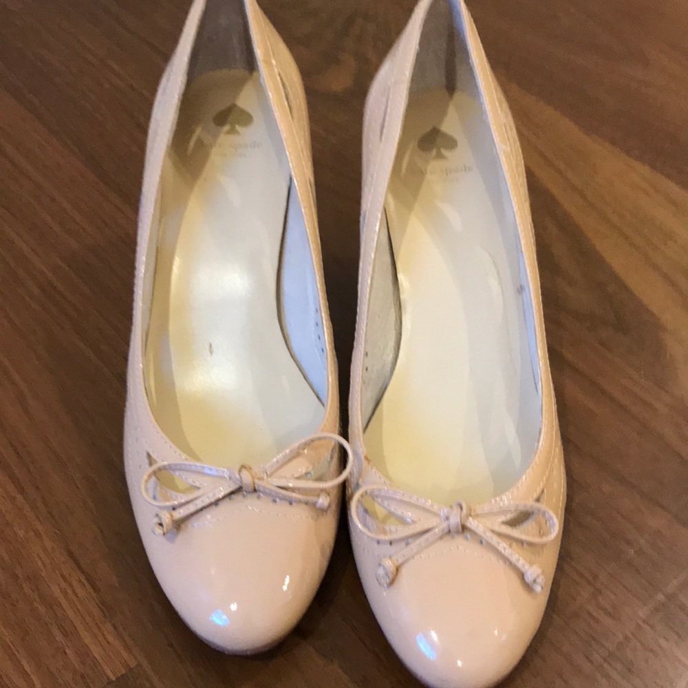 kate spade nude heels!!